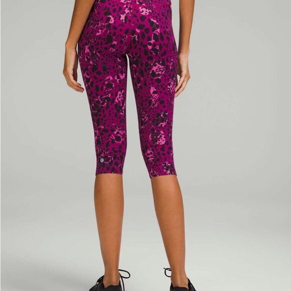 New Lululemon Base Pace High-Rise Crop 24” - Picture 2 of 10